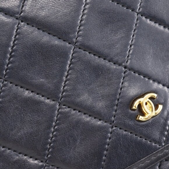 CHANEL Black Lambskin Leather Pochette Shoulder Bag - Picture 12 of 16